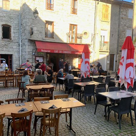 Cafe Du Commerce Genolhac Exterior photo