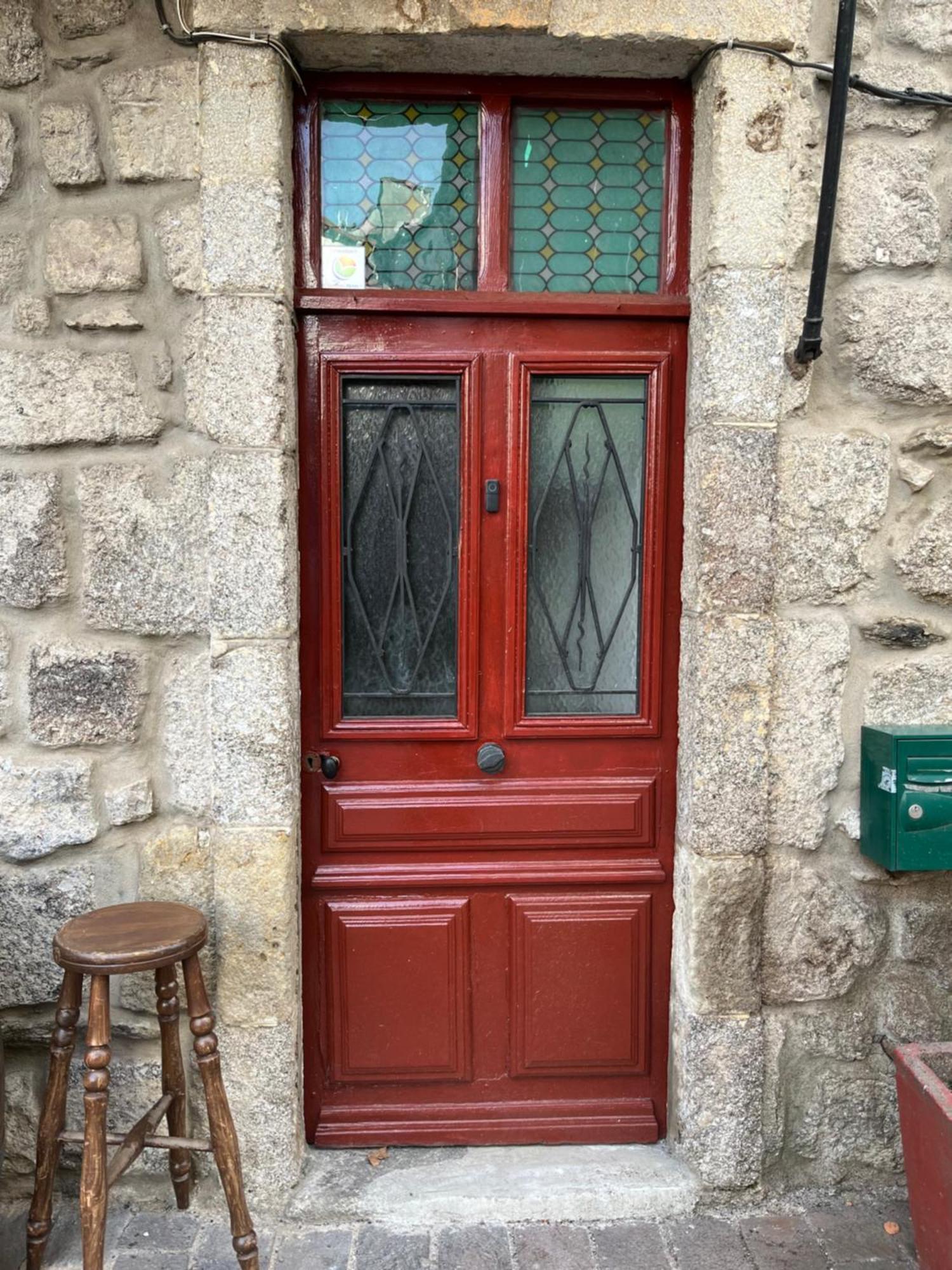 Cafe Du Commerce Genolhac Exterior photo